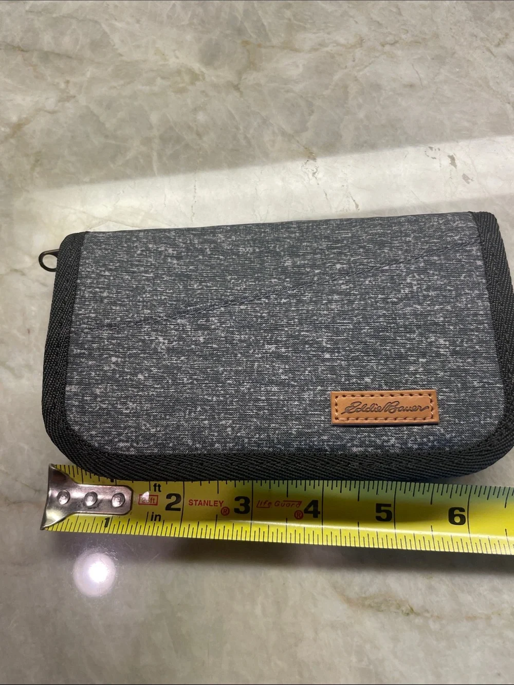 Eddie Bauer Men's Gray Crossbody Messenger Bag - Adjustable Strap + zipper walle